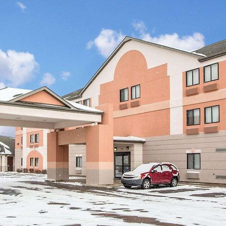 Quality Inn Merrillville Buitenkant foto