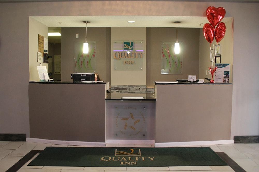 Quality Inn Merrillville Buitenkant foto