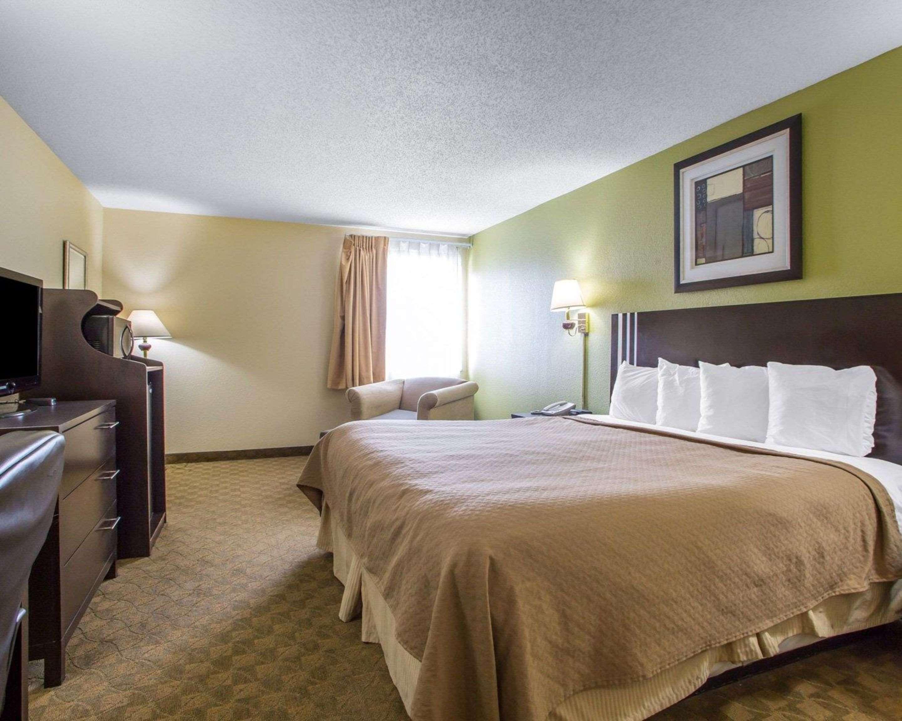 Quality Inn Merrillville Buitenkant foto