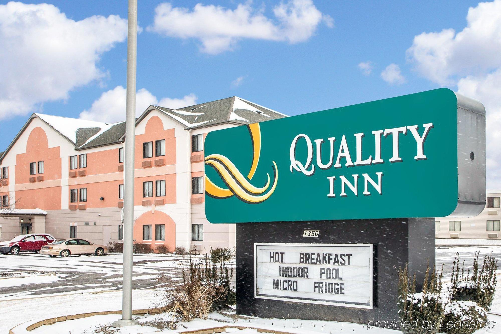 Quality Inn Merrillville Buitenkant foto