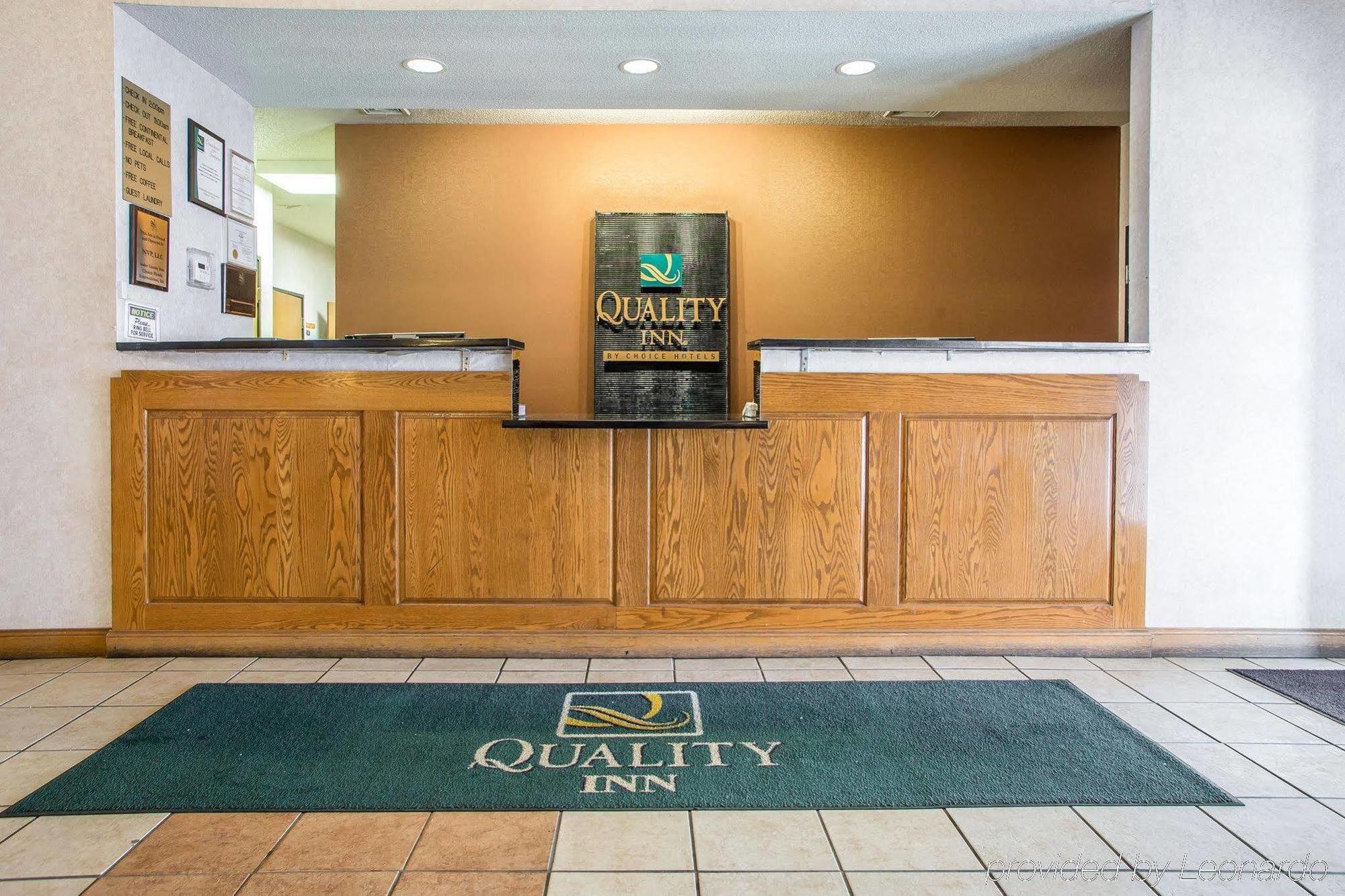 Quality Inn Merrillville Buitenkant foto
