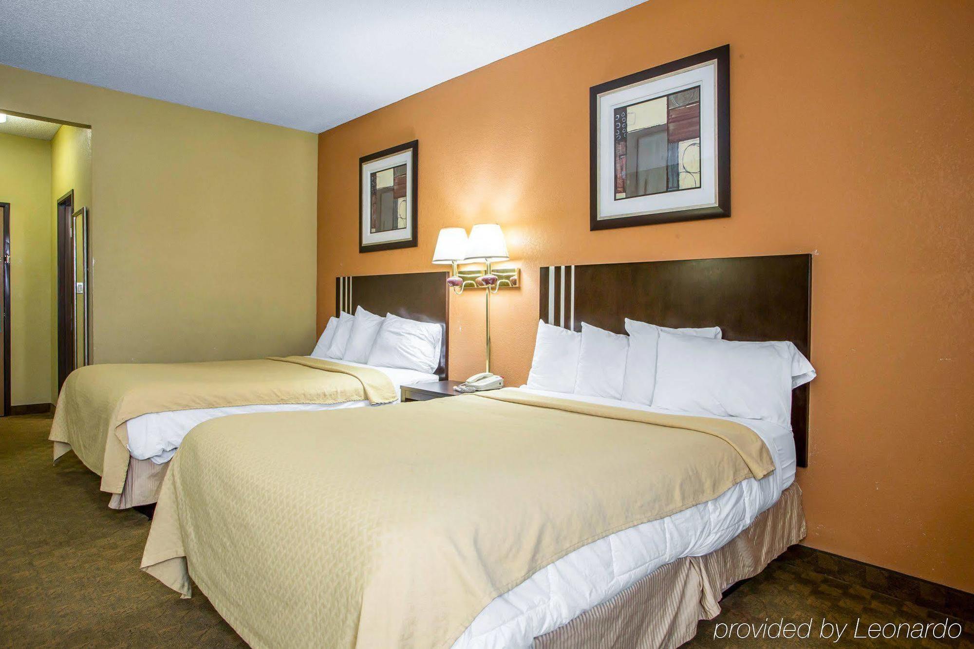 Quality Inn Merrillville Buitenkant foto